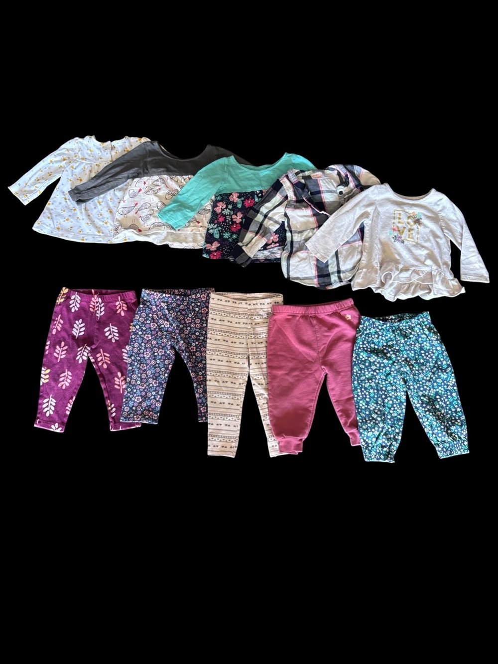 ✨ variety of baby girl bundle Size 12 months✨